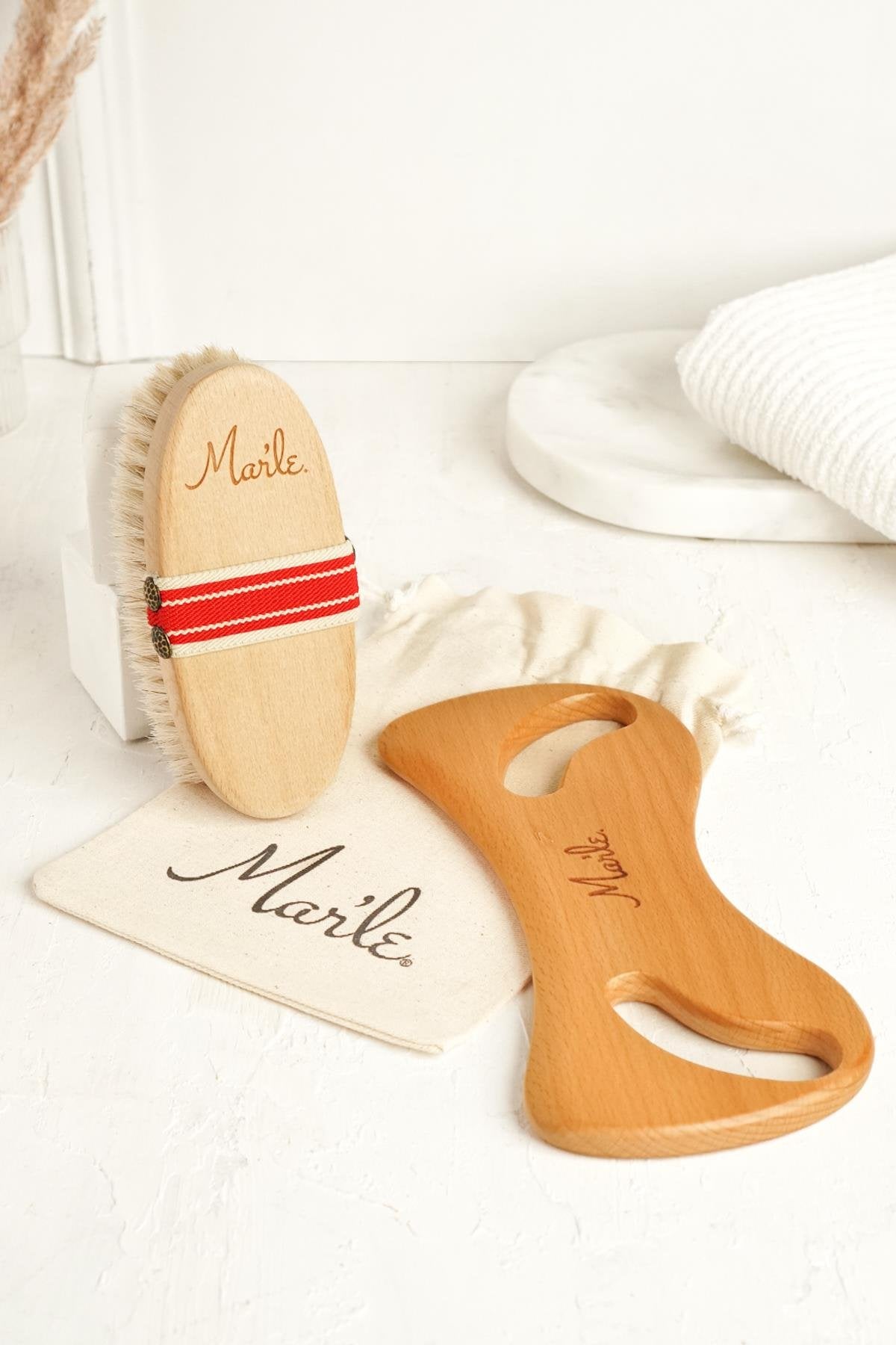 Mar’le %100 Doğal At Kılı Fırçası ve Mar’le Ahşap Selülit Masaj Aleti